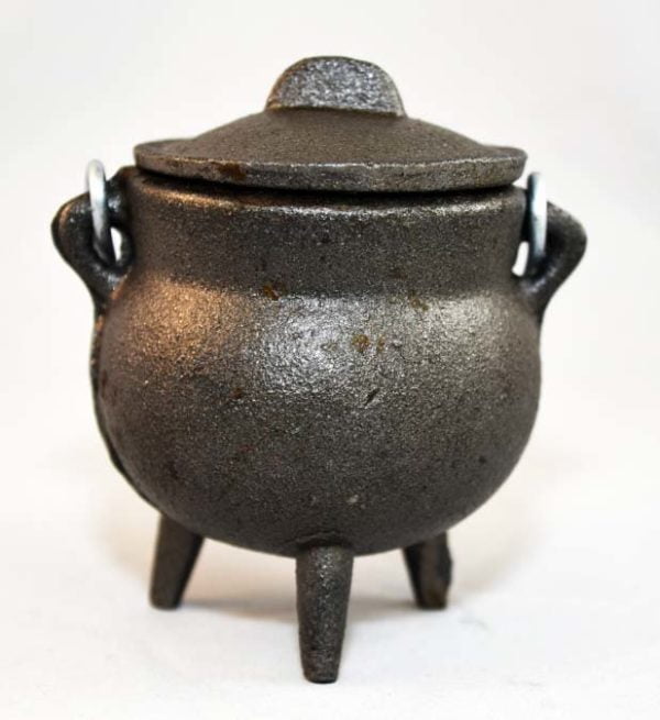 plain cast iron cauldron